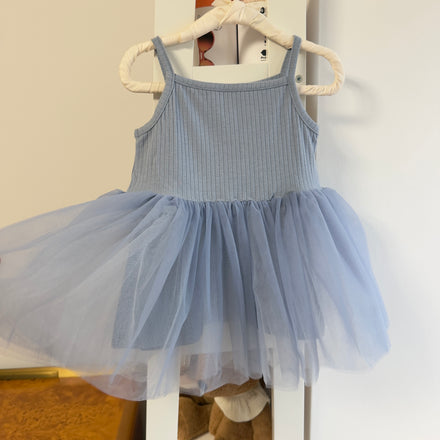 Abito in tulle con le spalline- baby blue