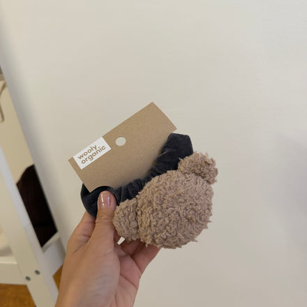 Scrunchie in cotone organico con orsetto 3D- Notte