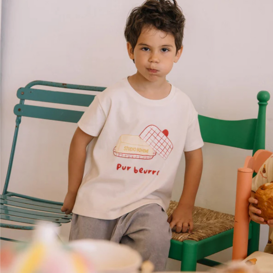 T-shirt Essential Beurre color Latte in cotone biologico e organico