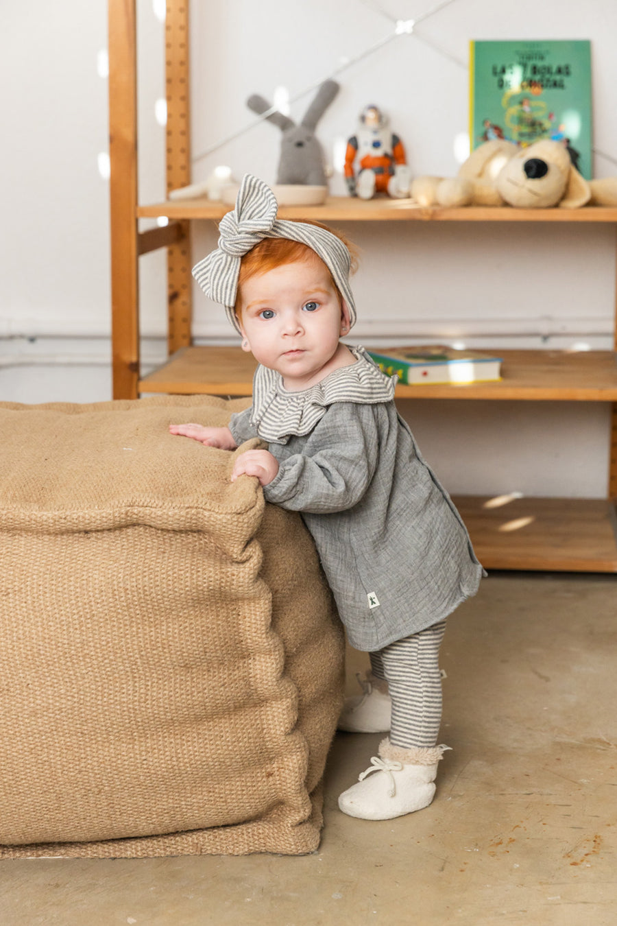 Set coordinato in caldo cotone – Blusa cenere con colletto a righe e leggings abbinati