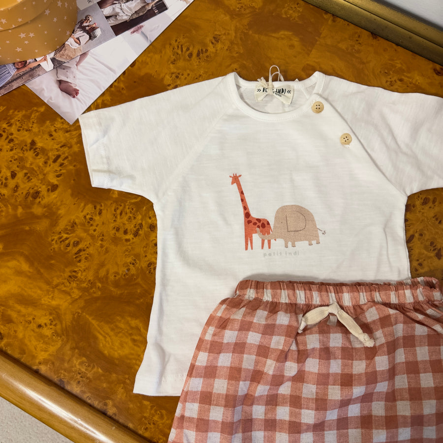 Completo T-shirt Giraffa & Elefante con Pantaloncini Coordinati in Tonalità Terra