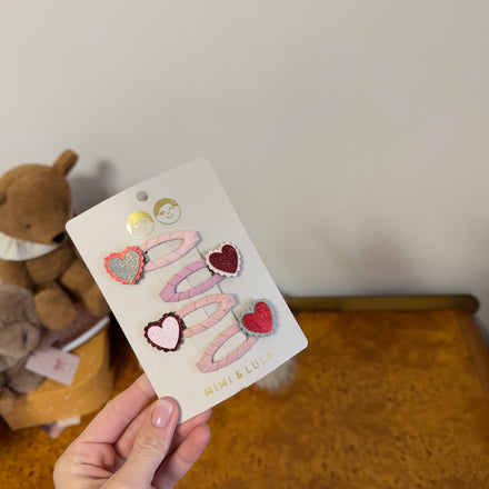 Scalloped Heart Clic Clacs