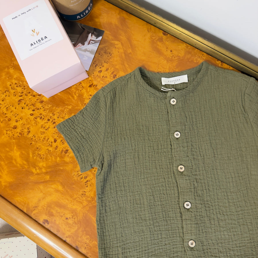 T-shirt bambino in mussola di cotone foresta con bottoncini