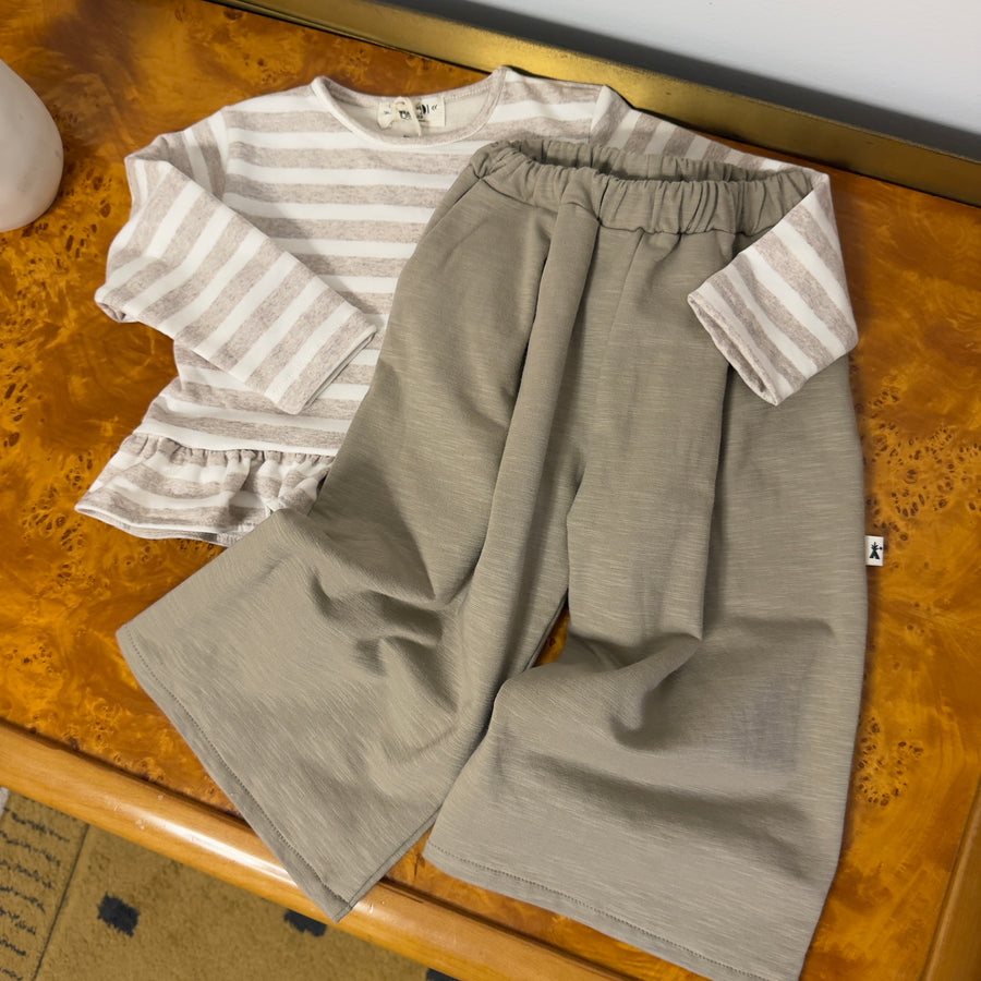 Pantalone palazzo fango