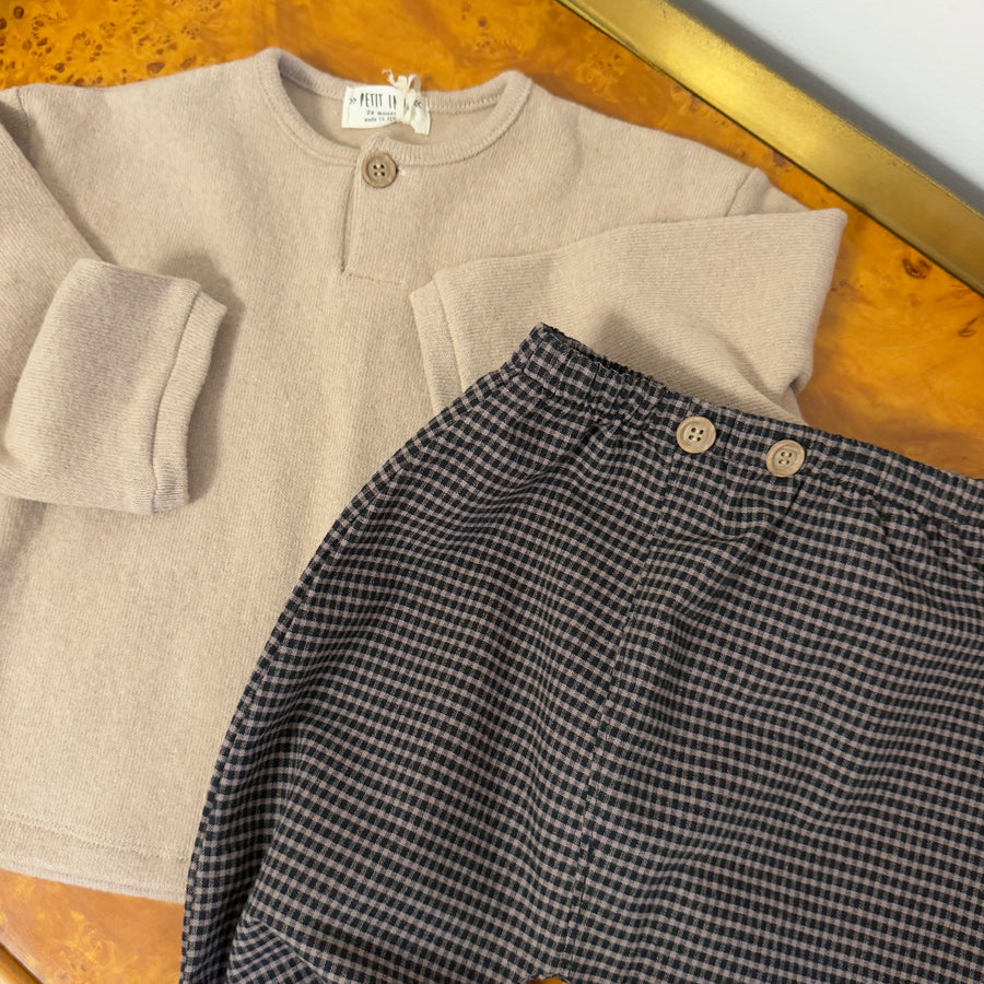 Completo maglia avena e pantalone check