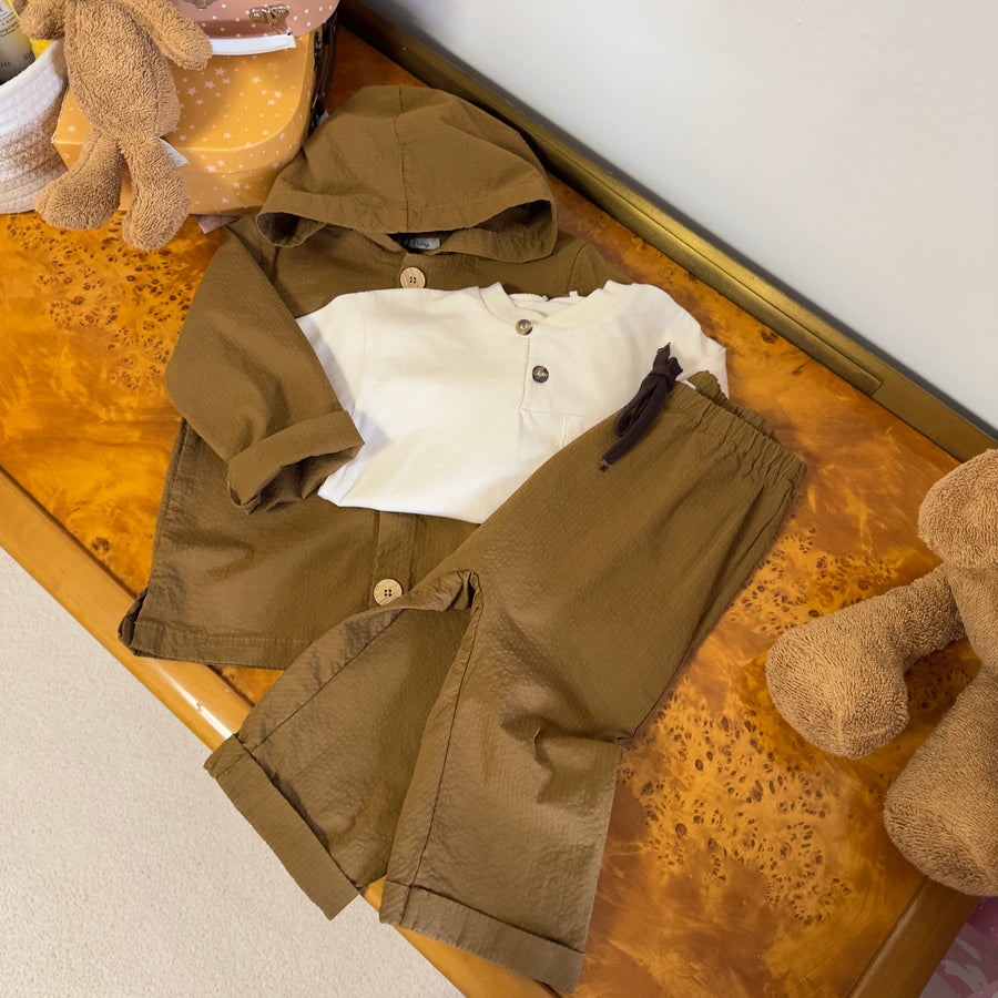 Pantalone baggy in seersucker color Nutella – Morbido, leggero e versatile