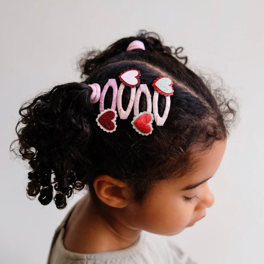 Scalloped Heart Clic Clacs