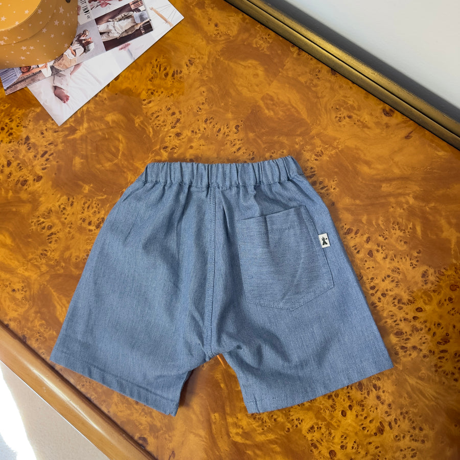 Esempio: Pantaloncino in chambray denim – morbido, versatile e facile da abbinare
