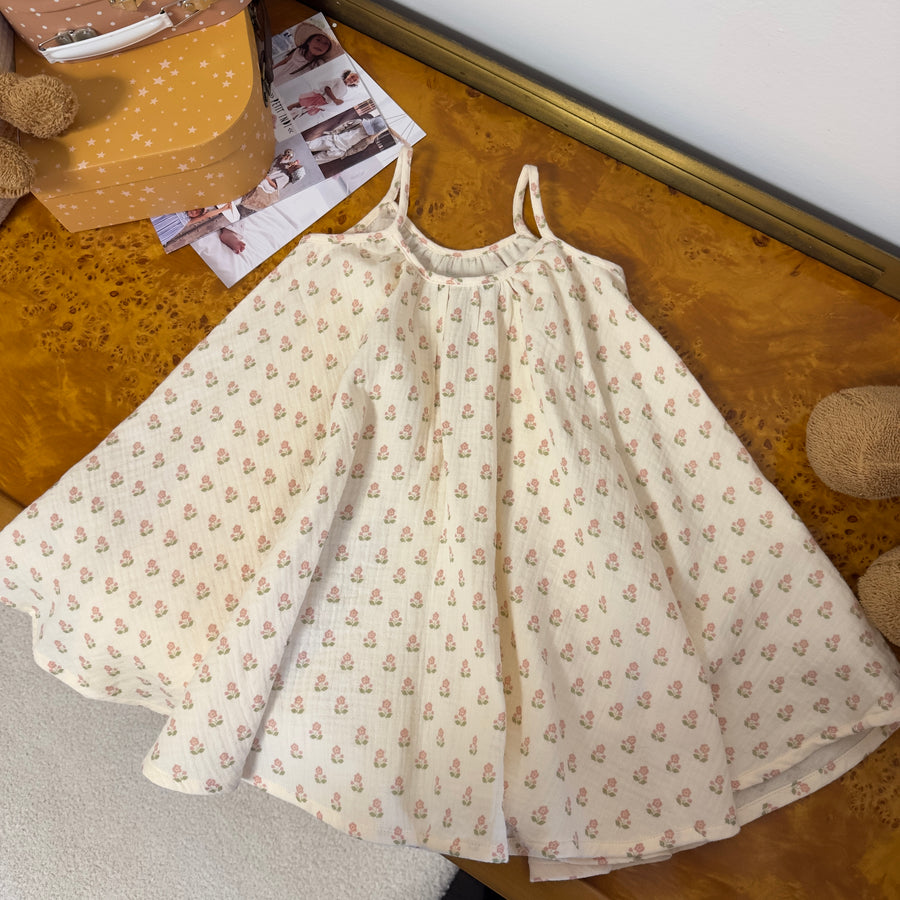 Coco Strap Dress in cotone organico -Fresco, ampio e versatile