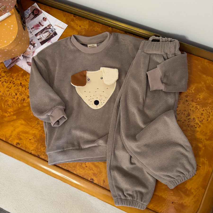 Pantalone jogger taupe in cotone organico certificato con vita regolabile e tasche