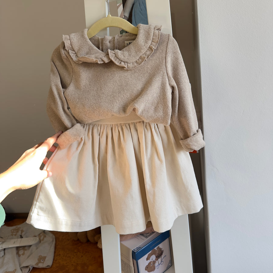 Gonna ampia in microvelluto di cotone color latte con elastico sul retro — comfort e stile