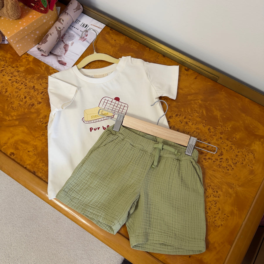 T-shirt Essential Beurre color Latte in cotone biologico e organico