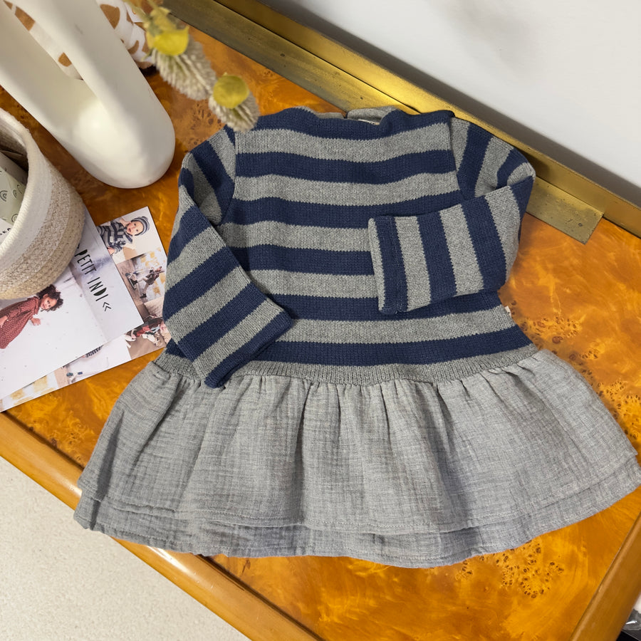 Abito in morbidissima maglia a righe blu e grigio - comfort e volume assicurato