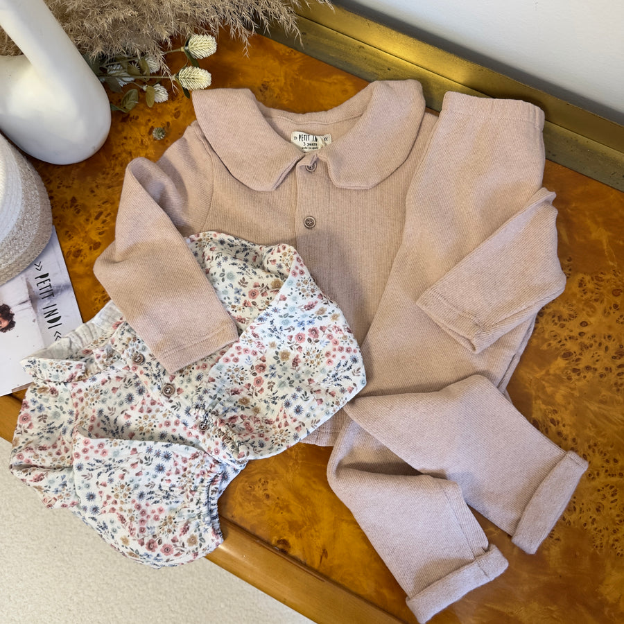 Cardigan con colletto – Rosa polvere, stile e delicatezza