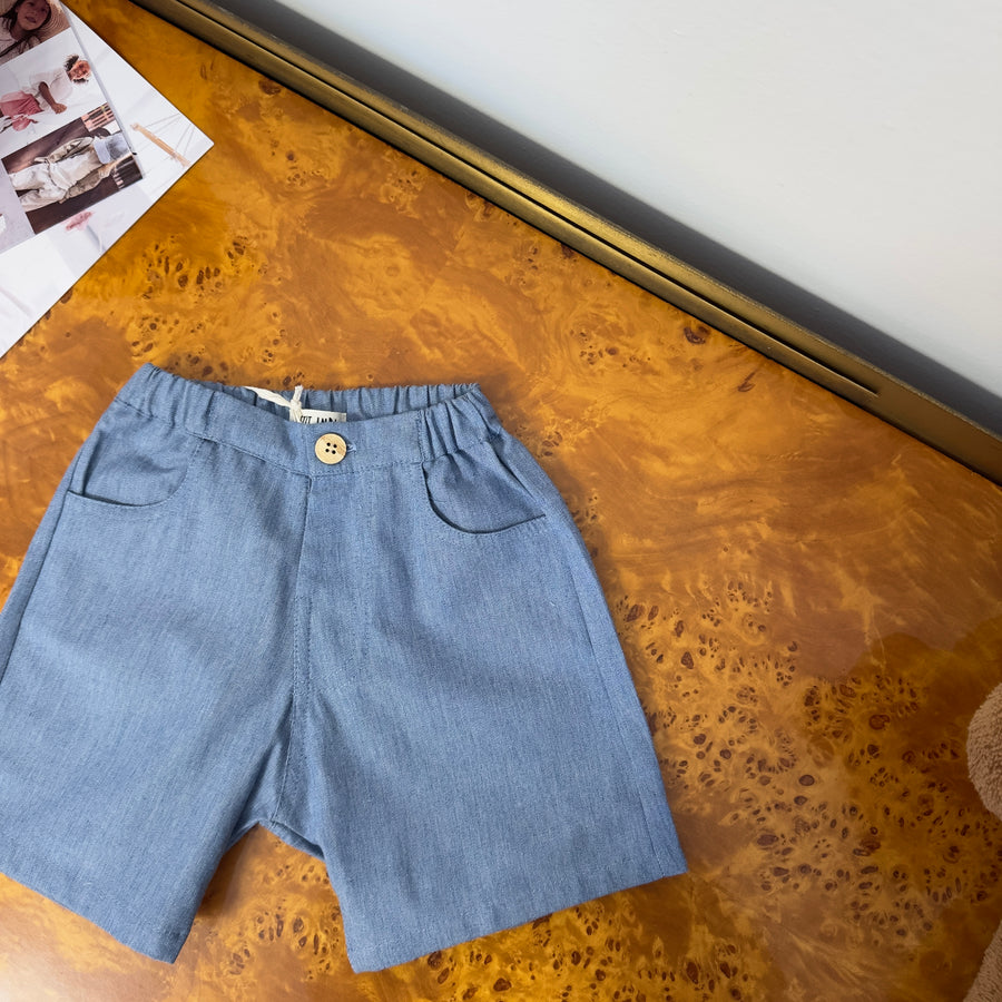 Esempio: Pantaloncino in chambray denim – morbido, versatile e facile da abbinare