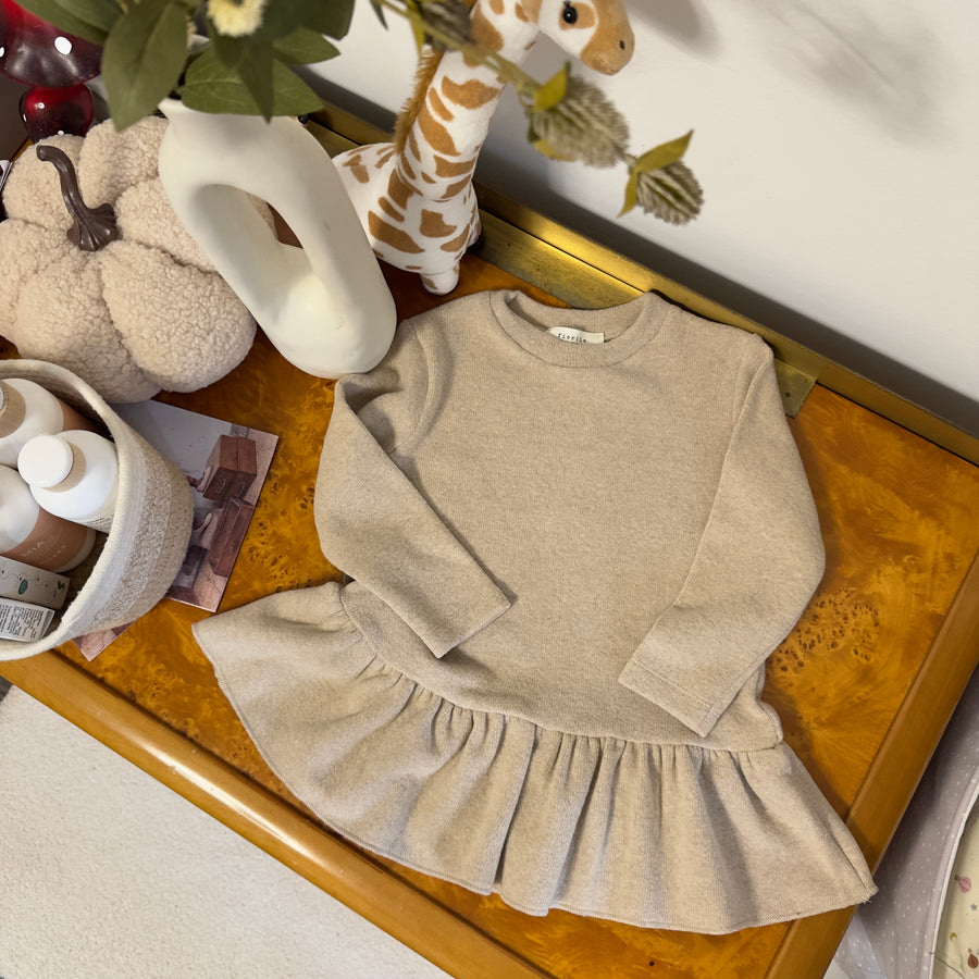 Maglia svasata in caldo cotone -noce – effetto ruota assicurato