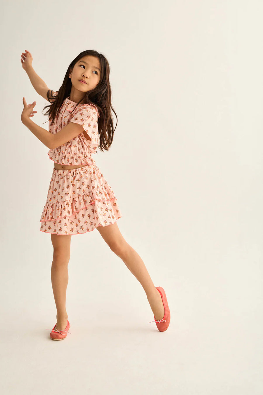 Blusa Indian Flower in cotone biologico con colletto e vita arricciata
