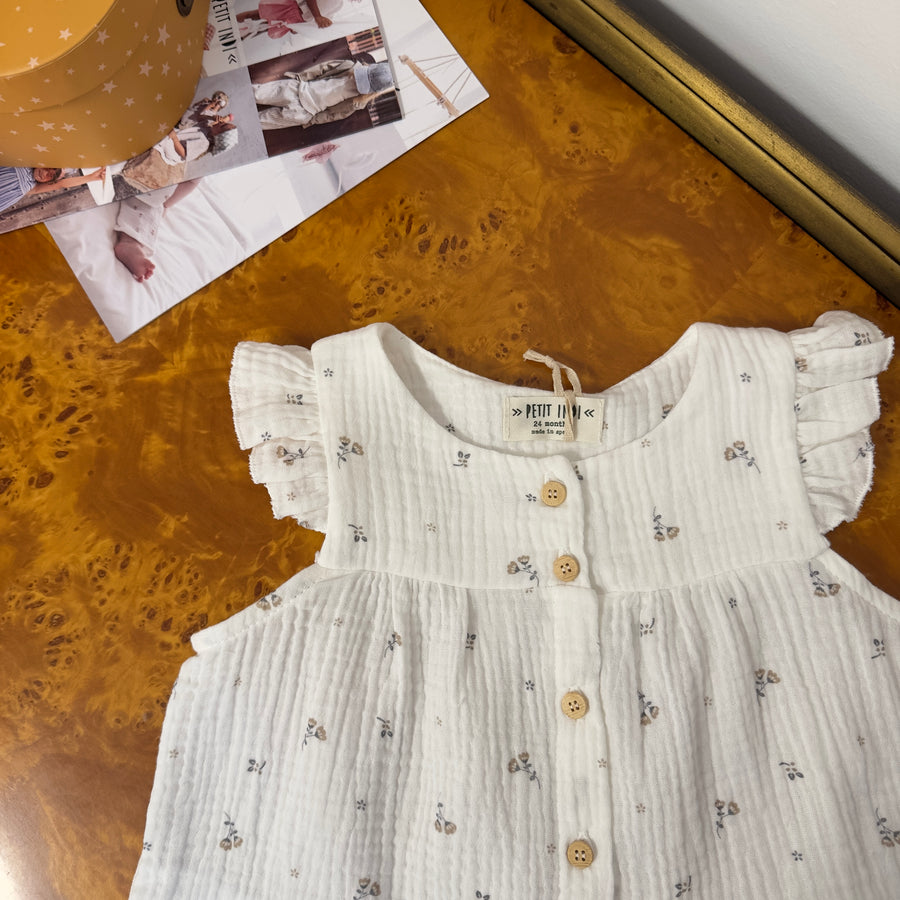 Blusa in mussolina di cotone con fiorellini – romantica, leggera e versatile