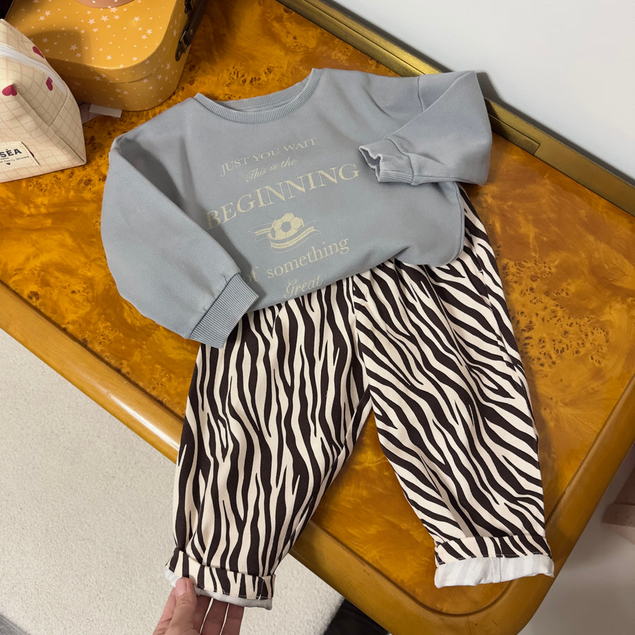 Duna Zebra Pant – Pantalone Morbido con Elastico e Stampa Zebra