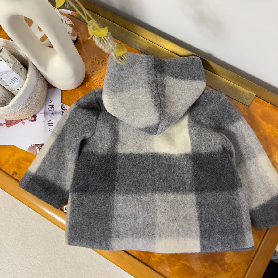 Cappotto REVERSIBILE a quadri sfumati latte e carbone - morbidezza unica