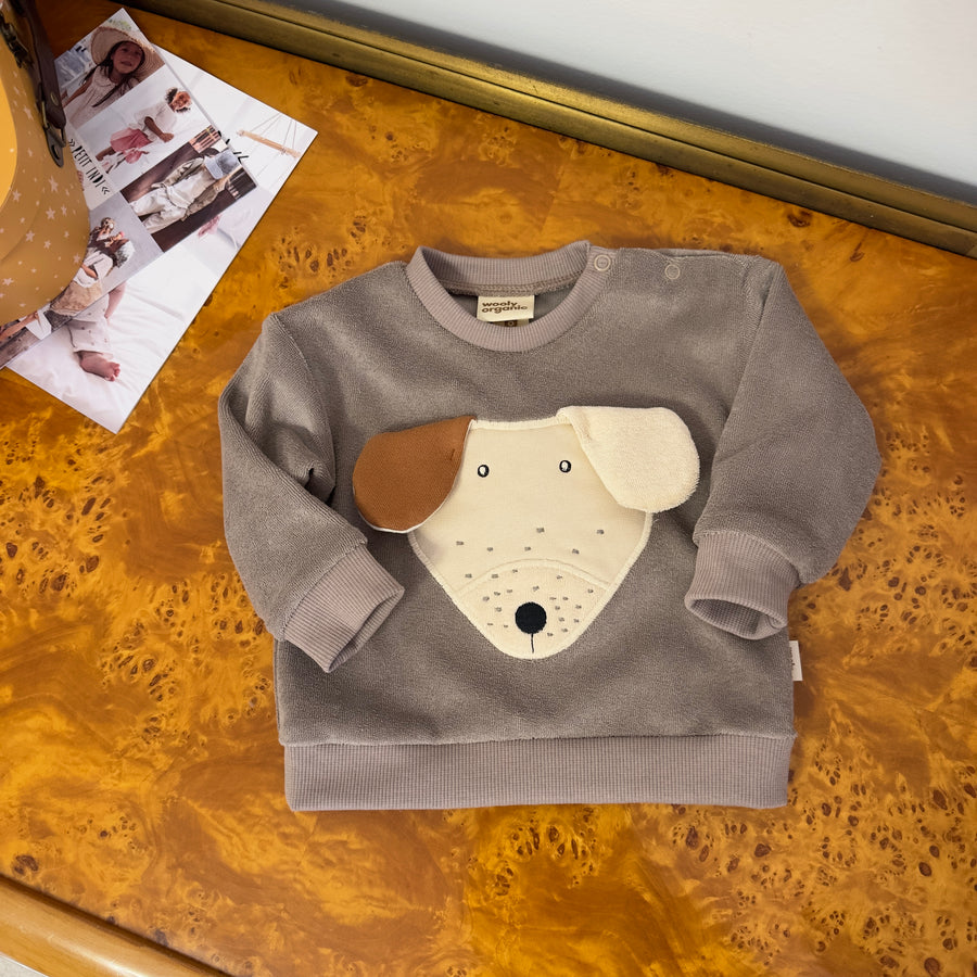 Felpa in Spugna di Cotone Organico con Cagnolino 3D – Taupe