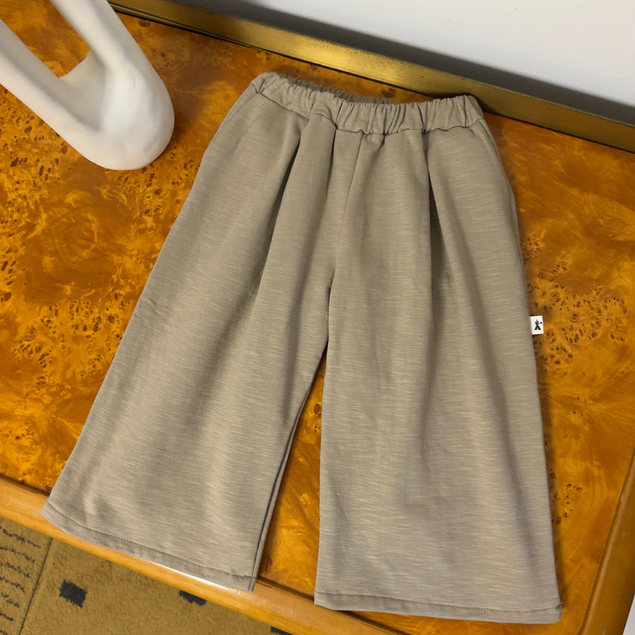 Pantalone palazzo fango