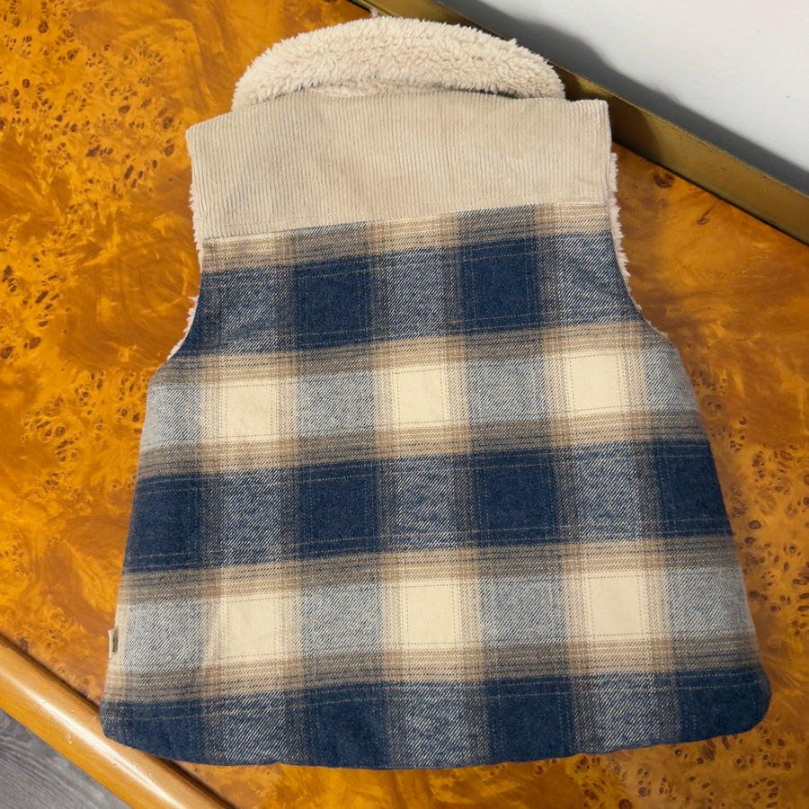 Gilet a quadri navy e avena con teddy