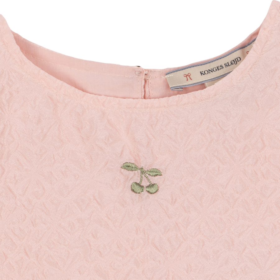 Vola Dress rosa con effetto stropicciato