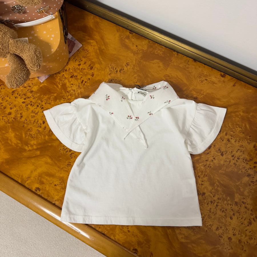T-shirt in jersey di cotone con ruches sulle maniche e bandana rimovibile – Essenziale e facile