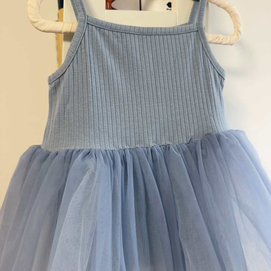 Abito in tulle con le spalline- baby blue
