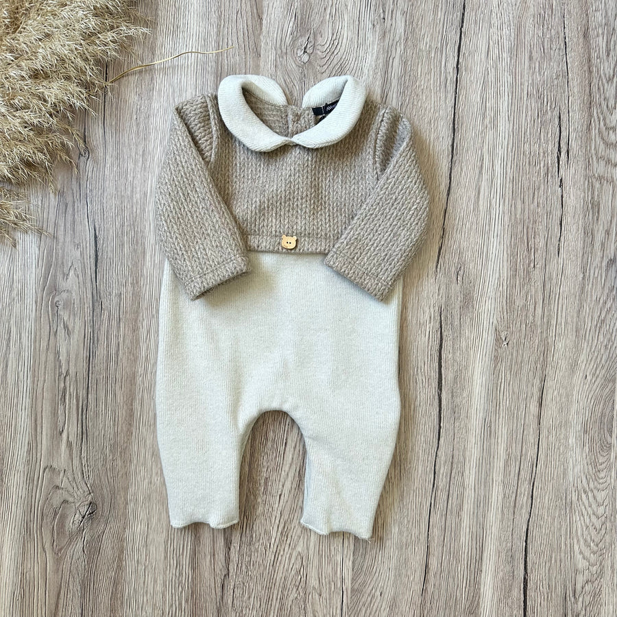 Tutina senza piedini con colletto – eleganza e comfort per i primi mesi