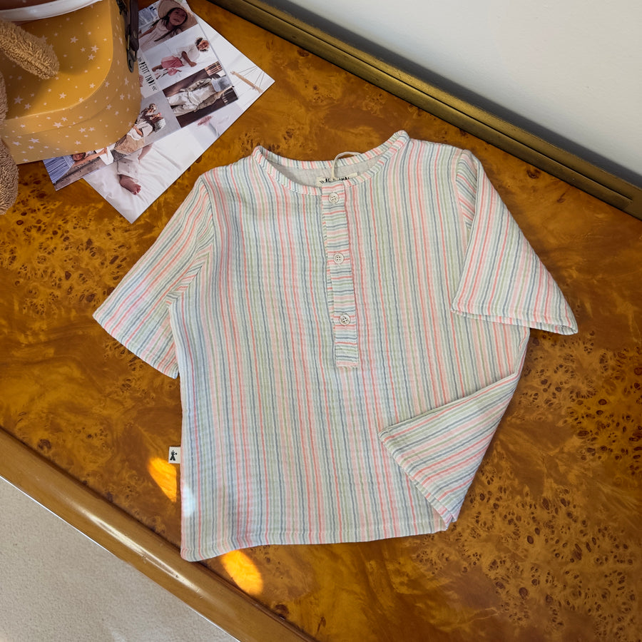 Polo in Mussolina di Cotone a Righe Colorate – Morbida, Leggera e Versatile