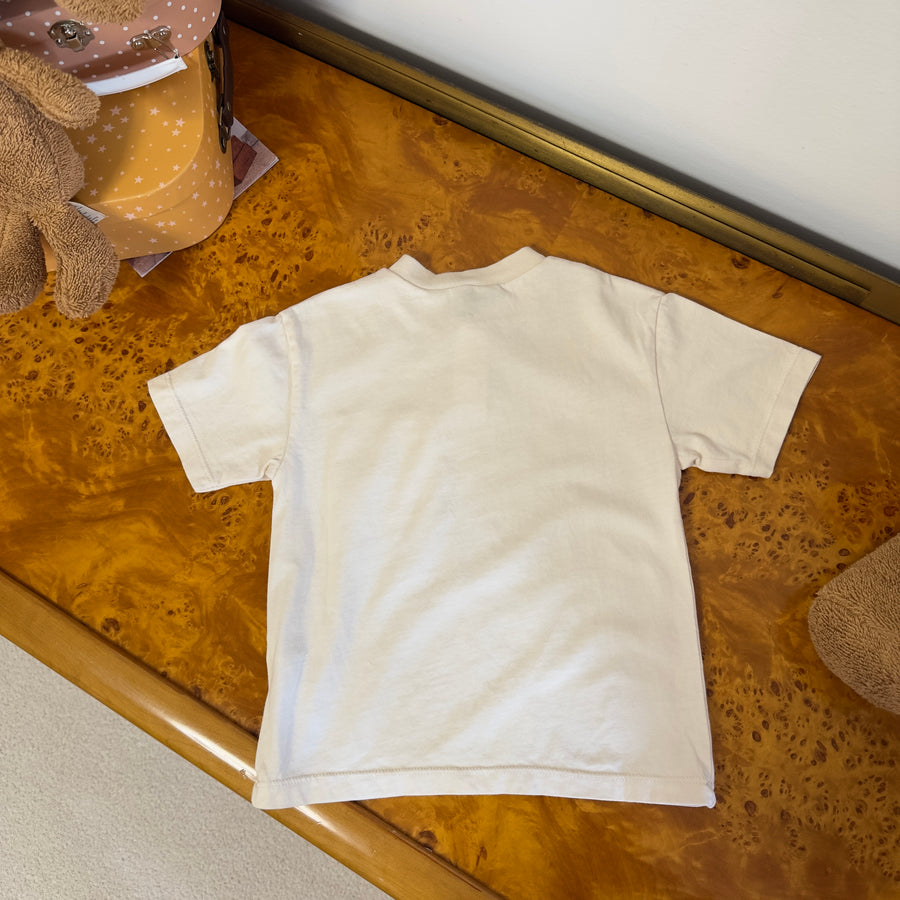Serafino color avorio con bottoni a vista e taschino – Essenziale e versatile