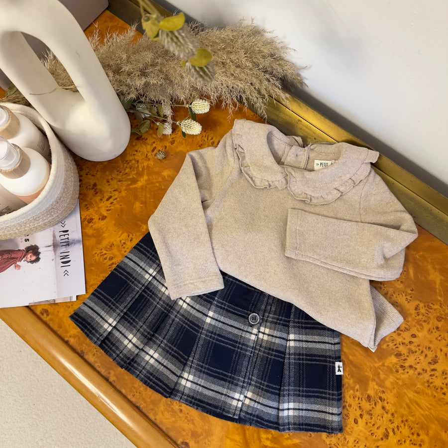 Gonna a pieghe – Quadri blu e latte, stile college raffinato
