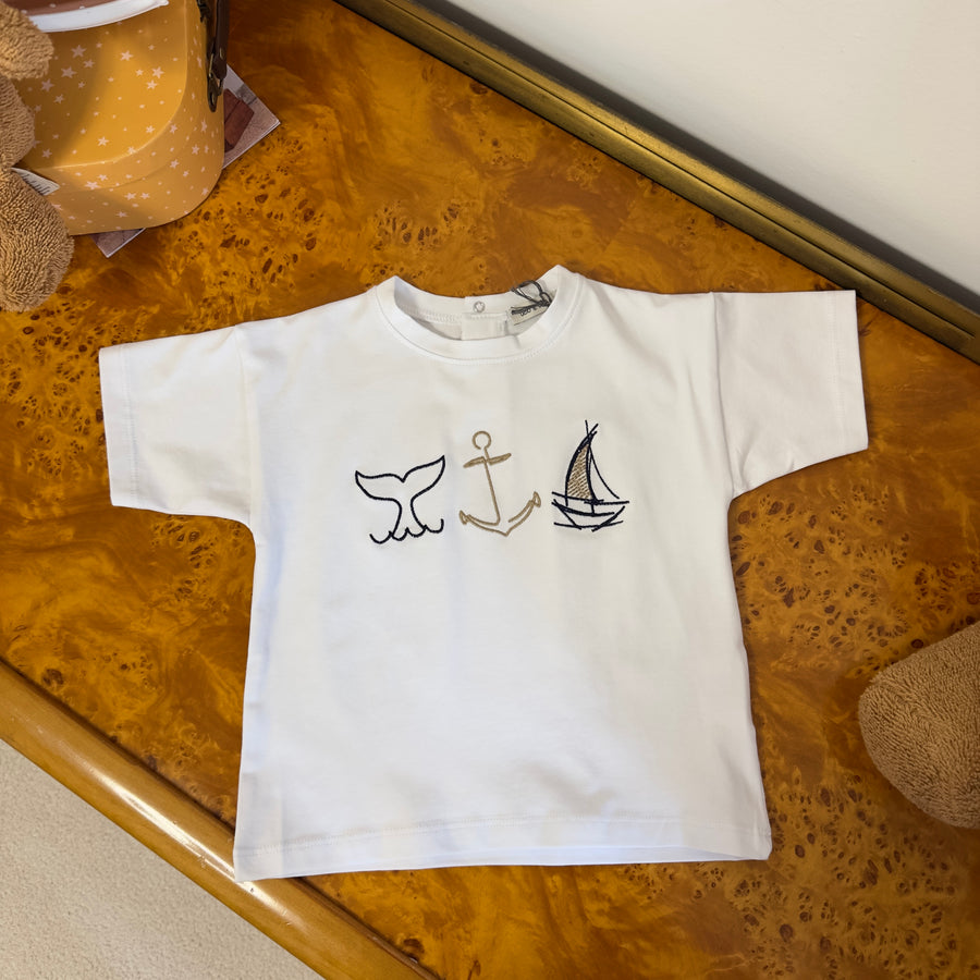 T-shirt in jersey di cotone morbido con ricami a tema mare